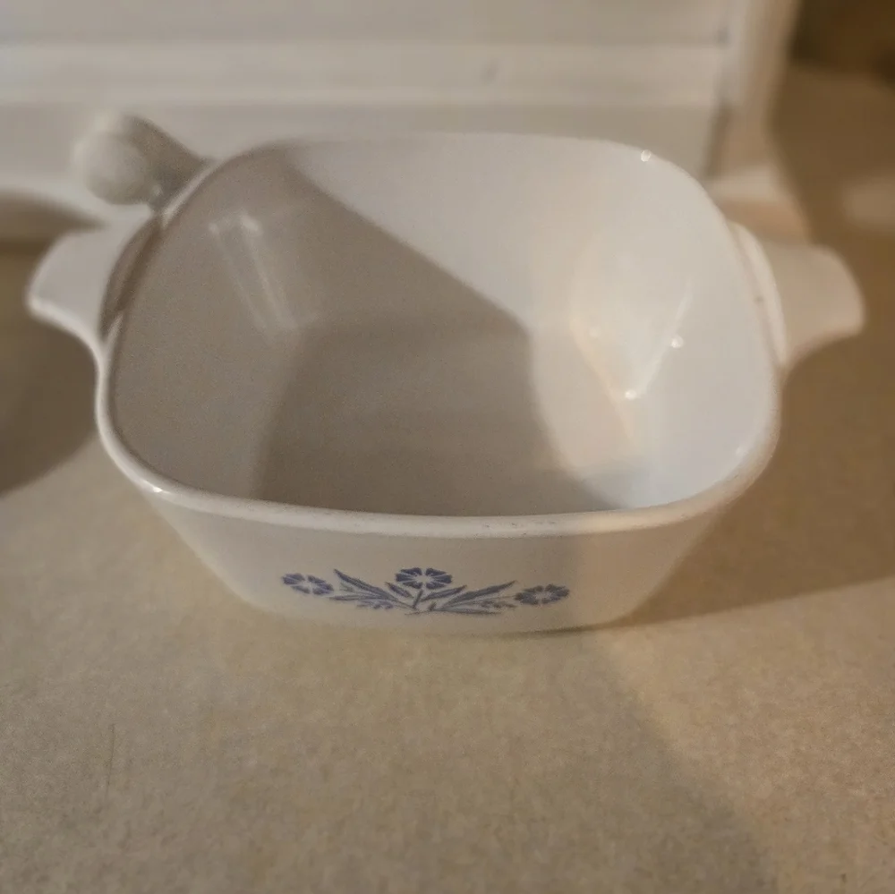 Corningware Vintage Blue Cornflower 22 Ounce Dishes (3)